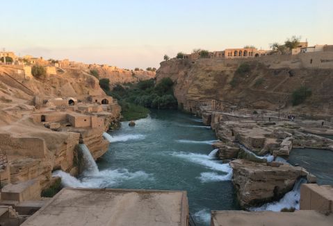 Historisches Hydrauliksystem in Schuschtar (Iran), das vom Karun gespeist wird